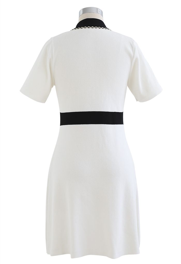 Retro Grace Kontrastfarbenes Strickkleid in Weiß