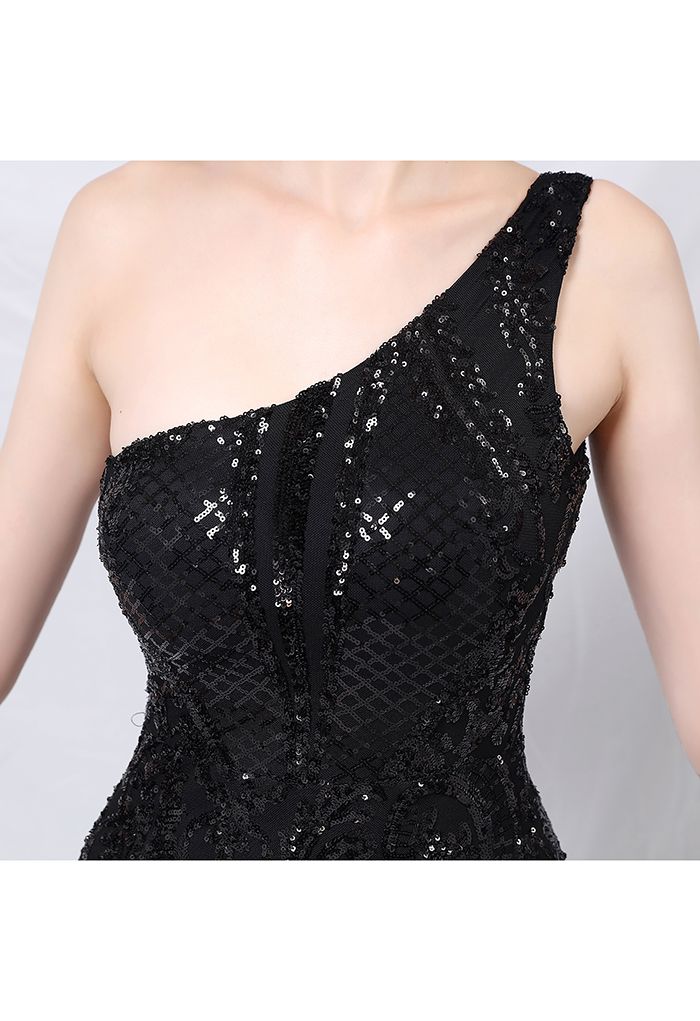 One-Shoulder-Netzkleid mit Blumengitter und Pailletten in Schwarz