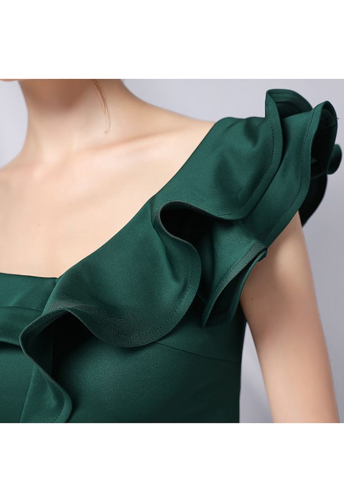 Rüschen One-Shoulder-Nixe-Satin-Kleid in Smaragdgrün