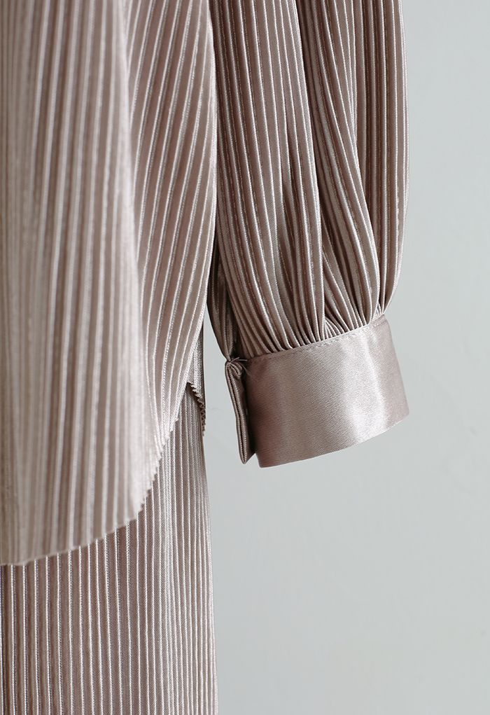 Vollständig plissiertes Plissee-Hemd und Hose im Set in Taupe