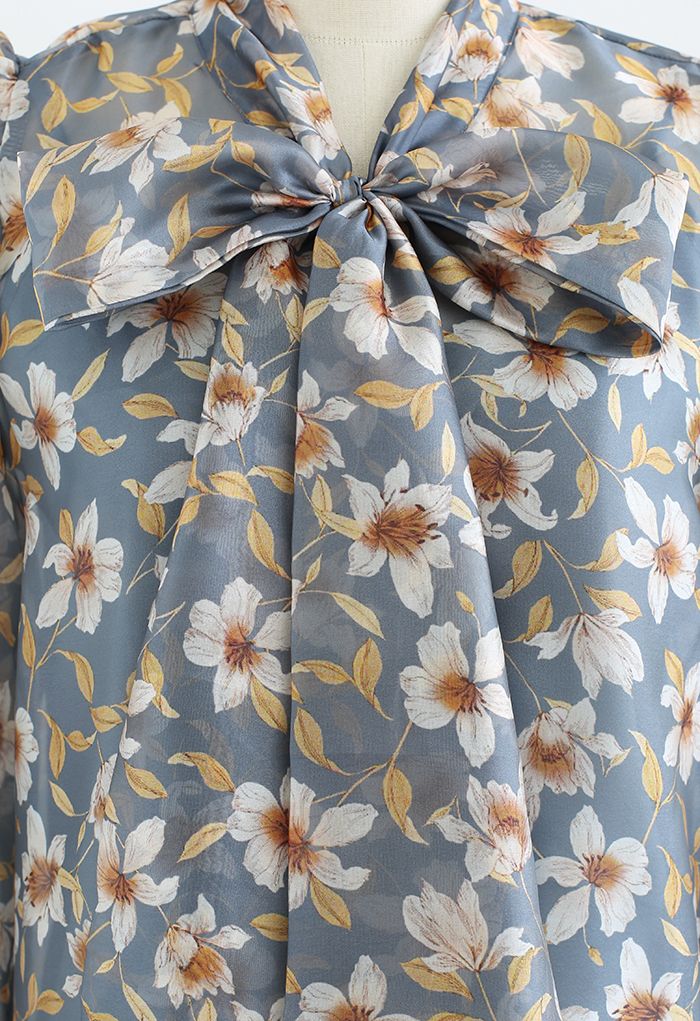 Florales halbtransparentes Bowknot-Hemd in Blaugrün