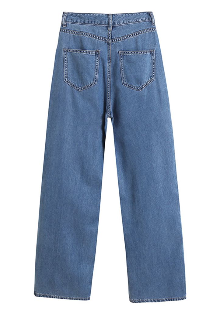 Klassische Jeans mit weitem Bein und Nahtdetail