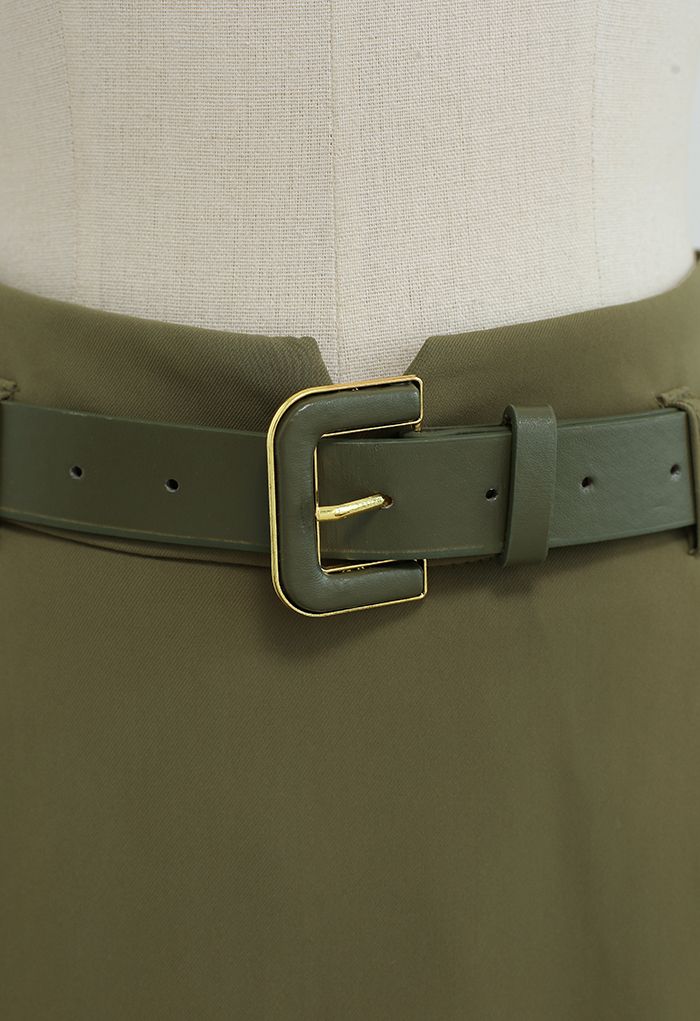 Midirock mit Fronttaschen und Gürtel in Armeegrün