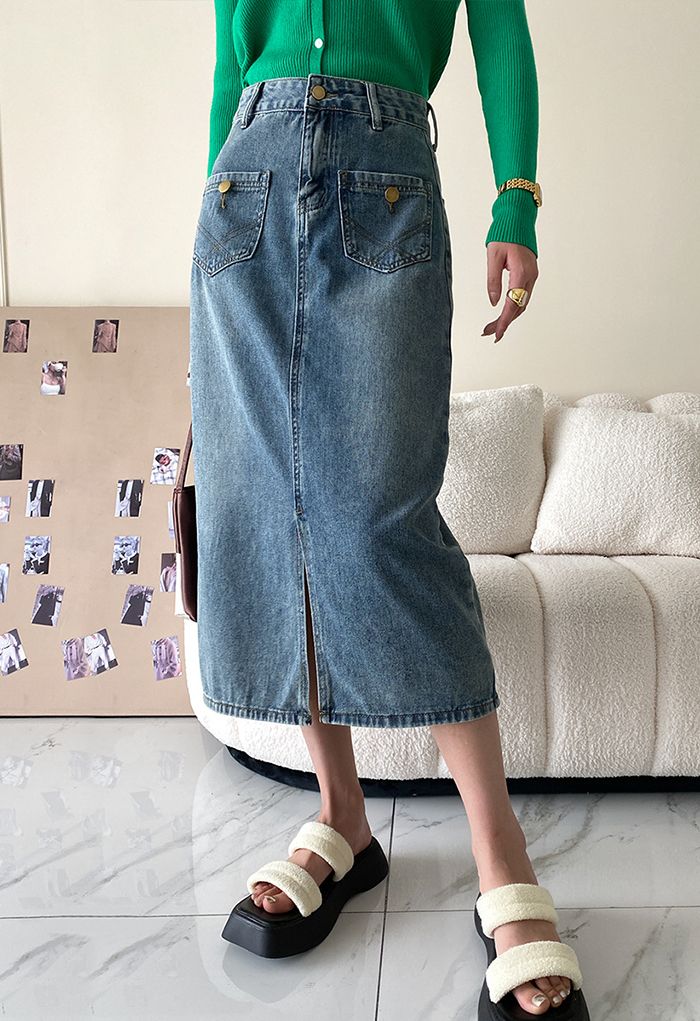Jeansrock mit geknöpften Taschen und Schlitz