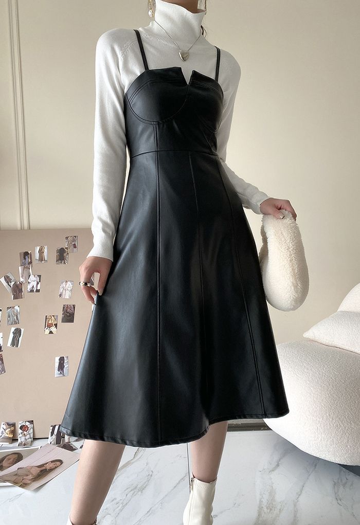 Cami-Kleid mit PU-Ledernahtdetails in Schwarz