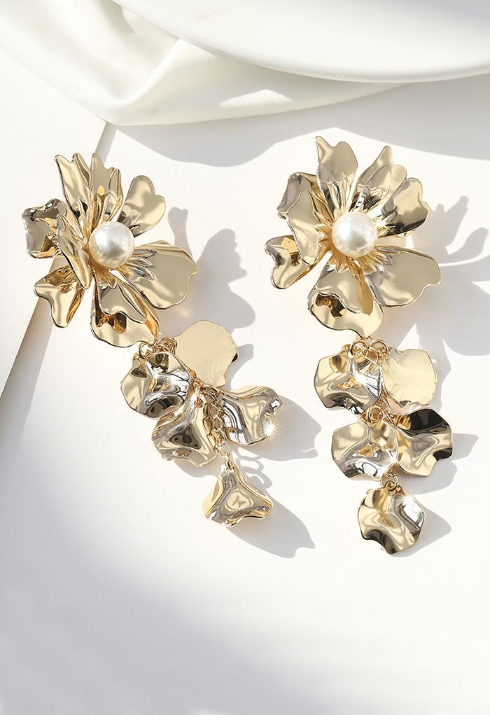 Prächtige Perlen-Ohrringe mit Blumenmuster