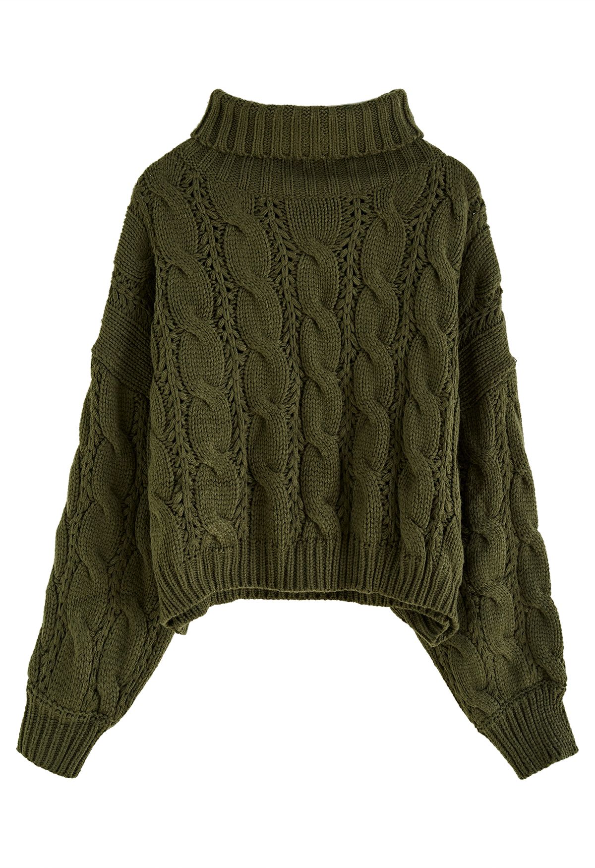 Strickpullover mit Rollkragen und Zopfmuster in Armeegrün