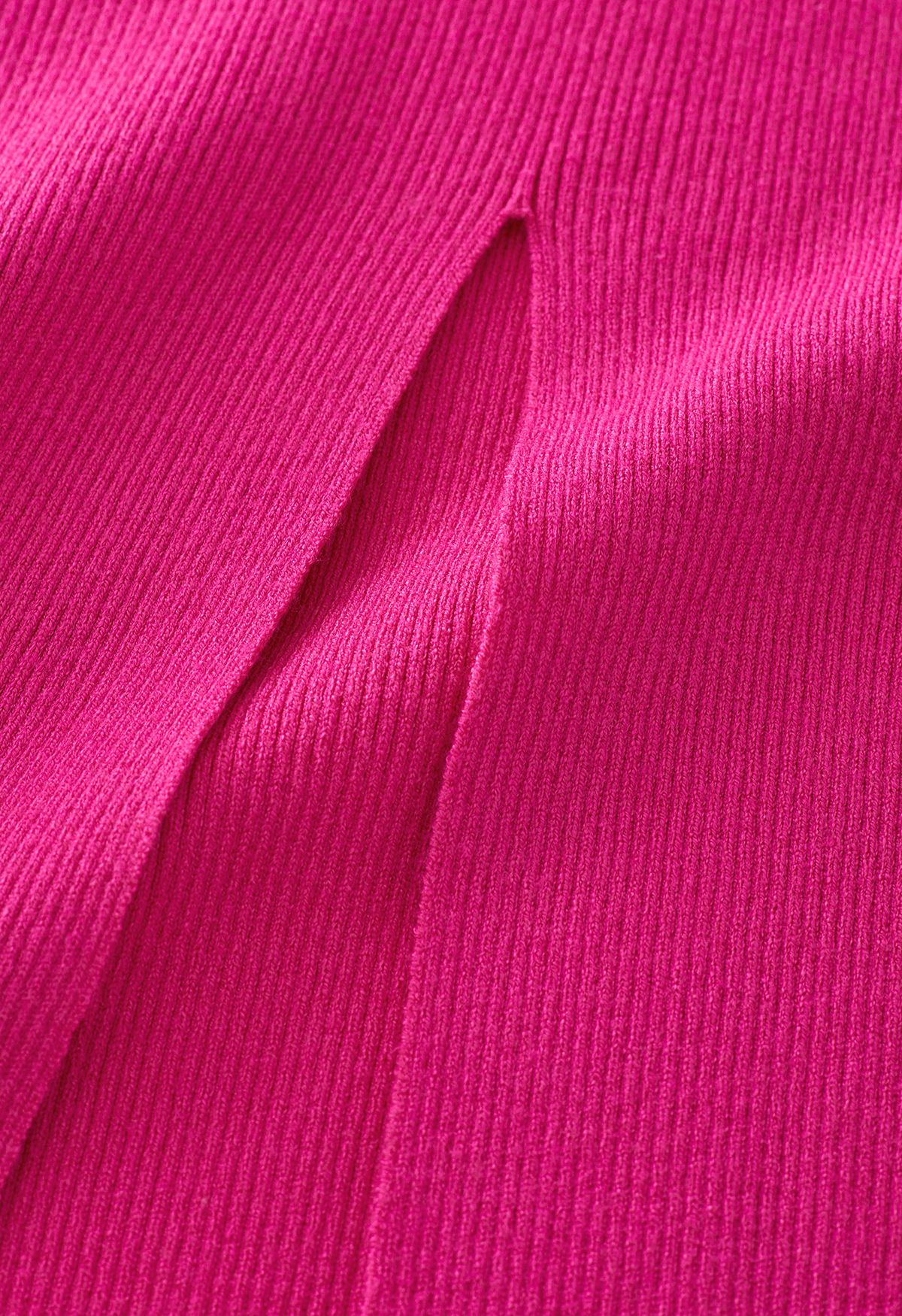 Set aus gestricktem Crop-Top und Maxirock mit hohem Schlitz in Hot Pink