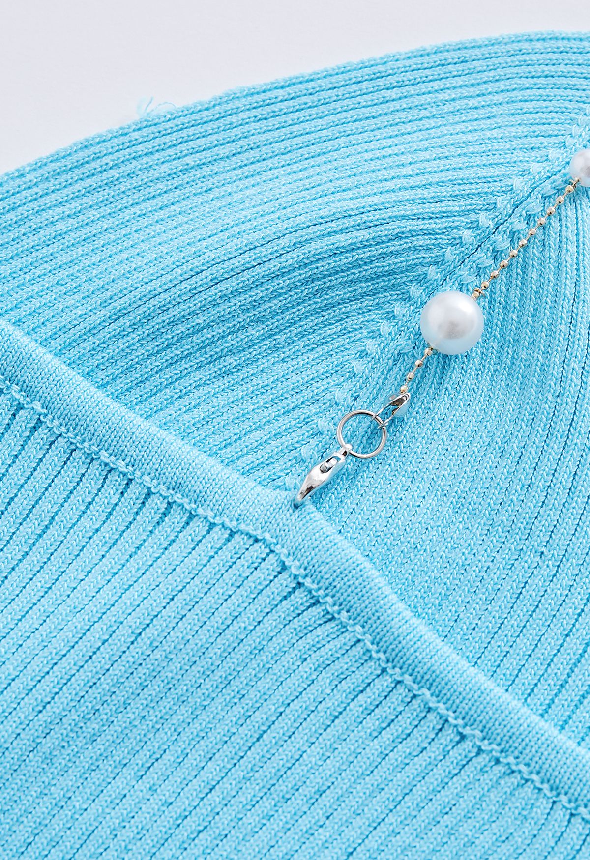 Cropped Knit Pearly Tanktop in Babyblau