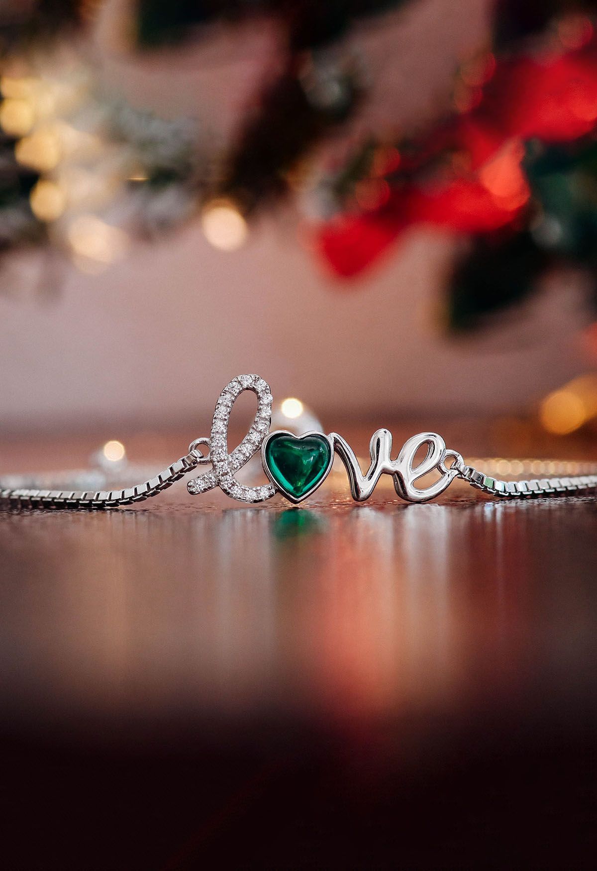 Liebeszeichen Herzform Smaragd Armband