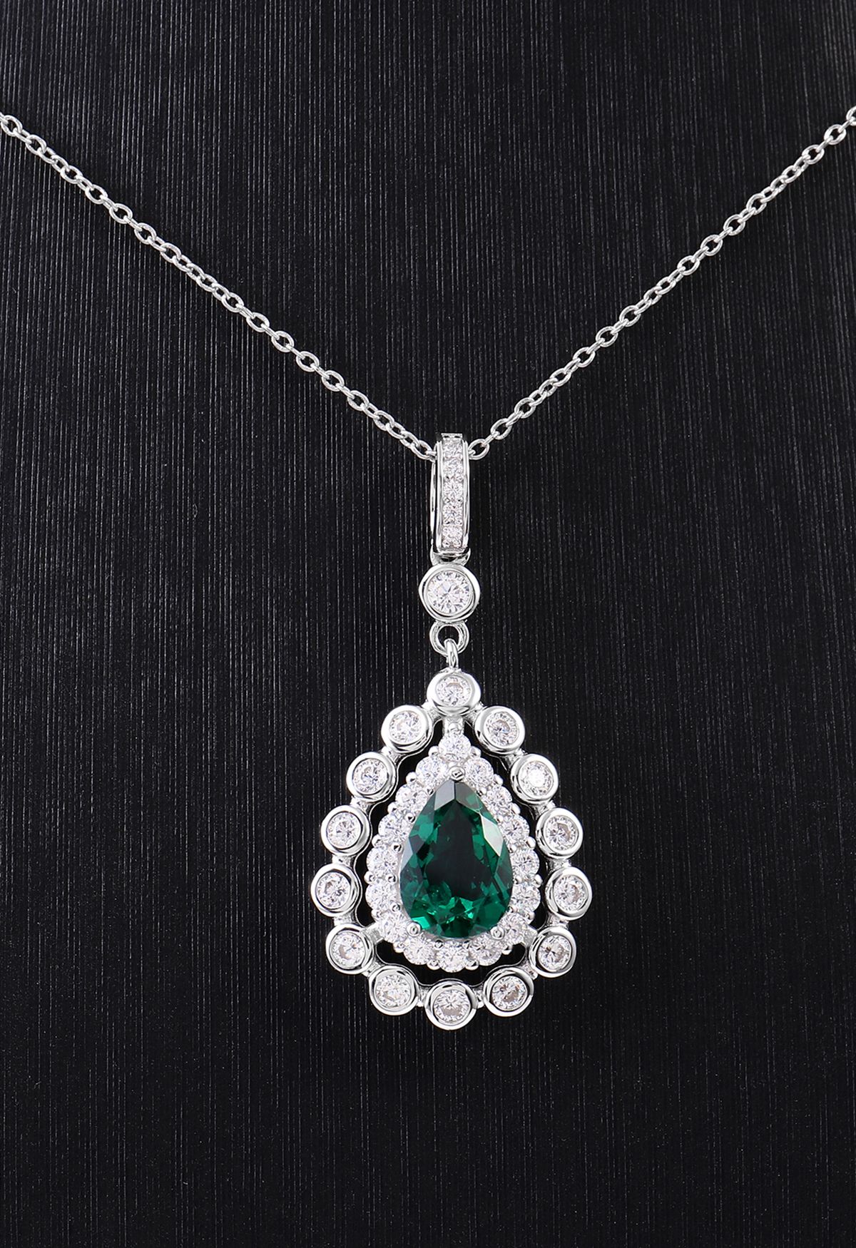Birnen-Smaragd-Edelstein-Diamant-Halskette
