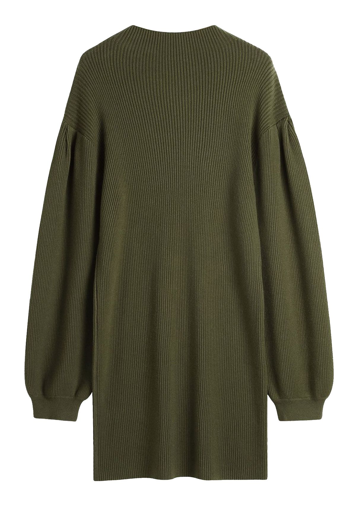 Geripptes Pulloverkleid mit Rundhalsausschnitt und Laternenärmeln in Armeegrün