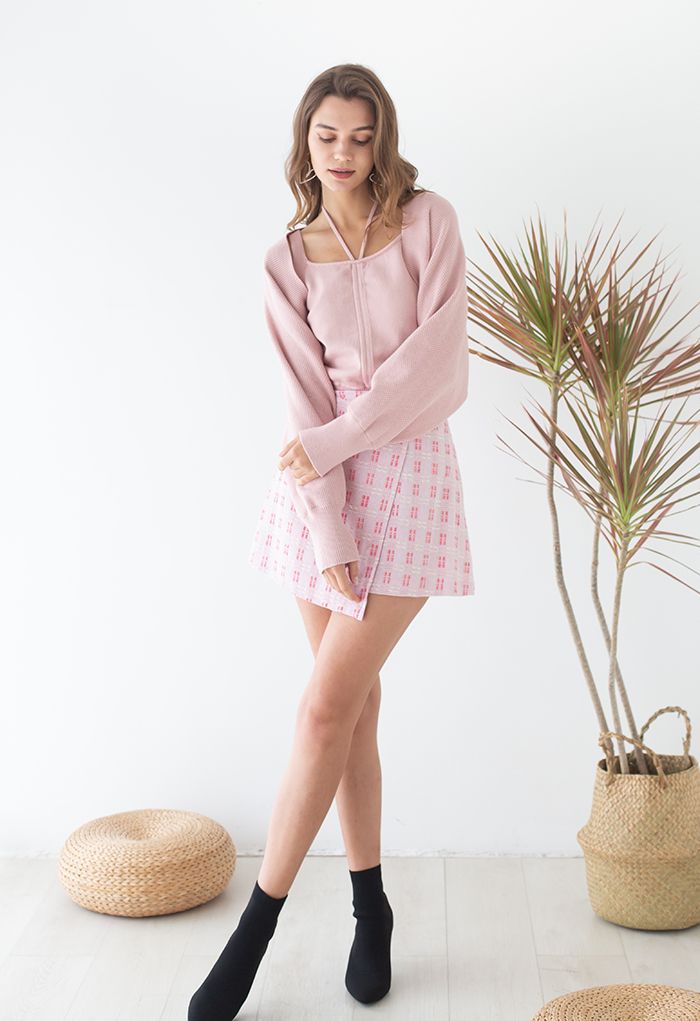 Tweed-Minirock mit Herzknopf und Klappe vorne in Pink