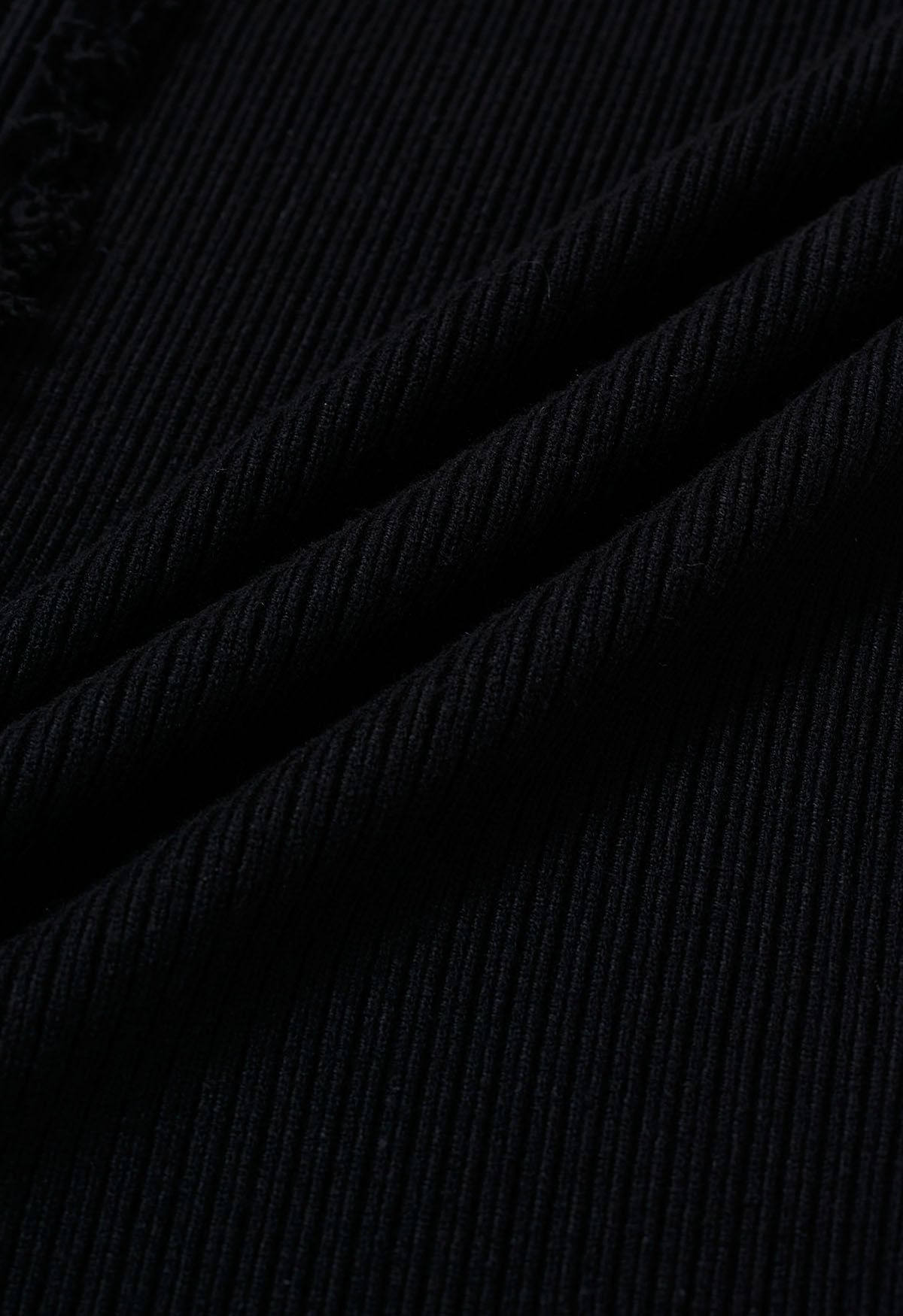 Gerade geschnittene Strickhose mit seitlichem Quastenbesatz in Schwarz