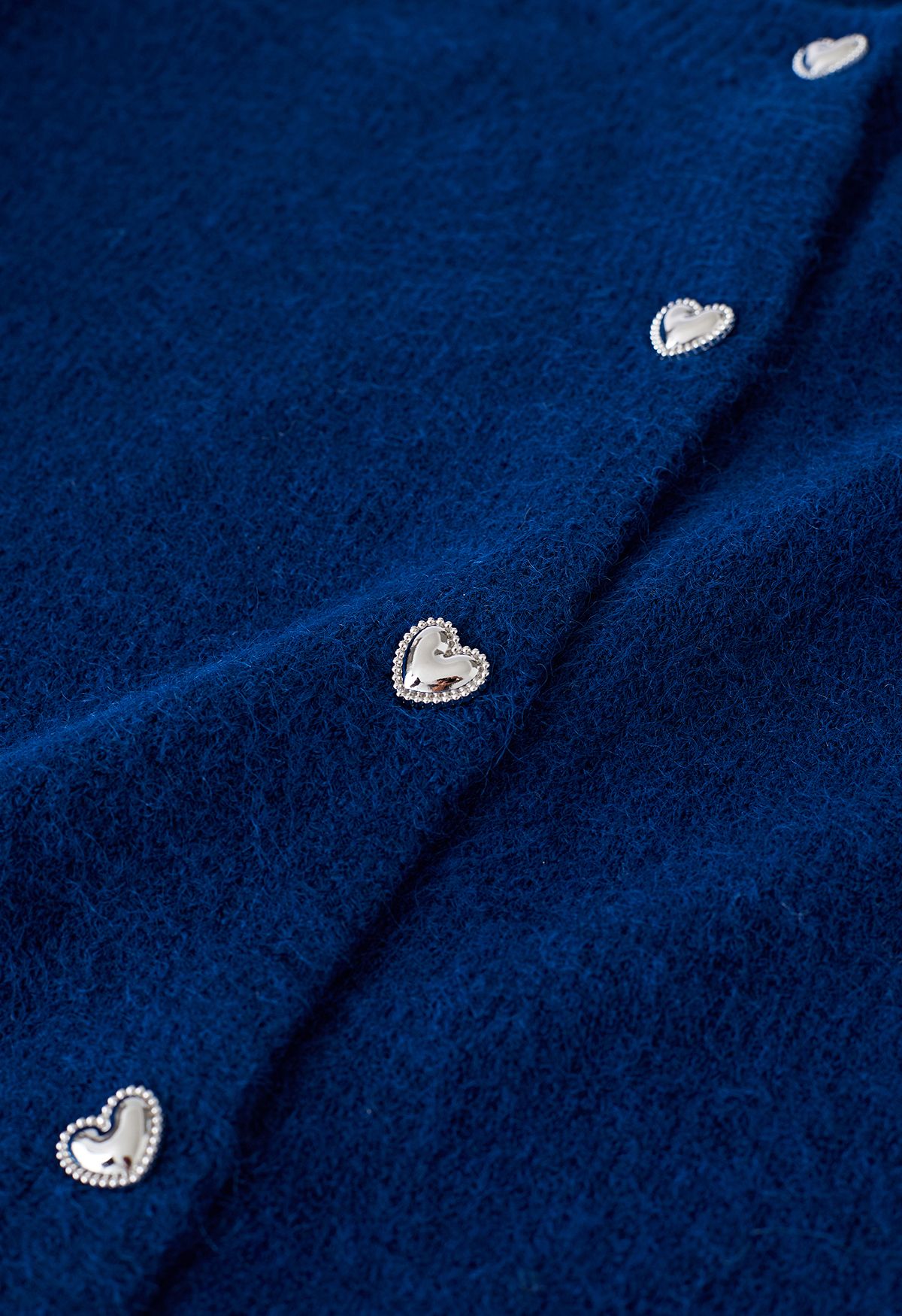 Herzförmiger Kurzstrick-Cardigan mit Knöpfen in Indigo