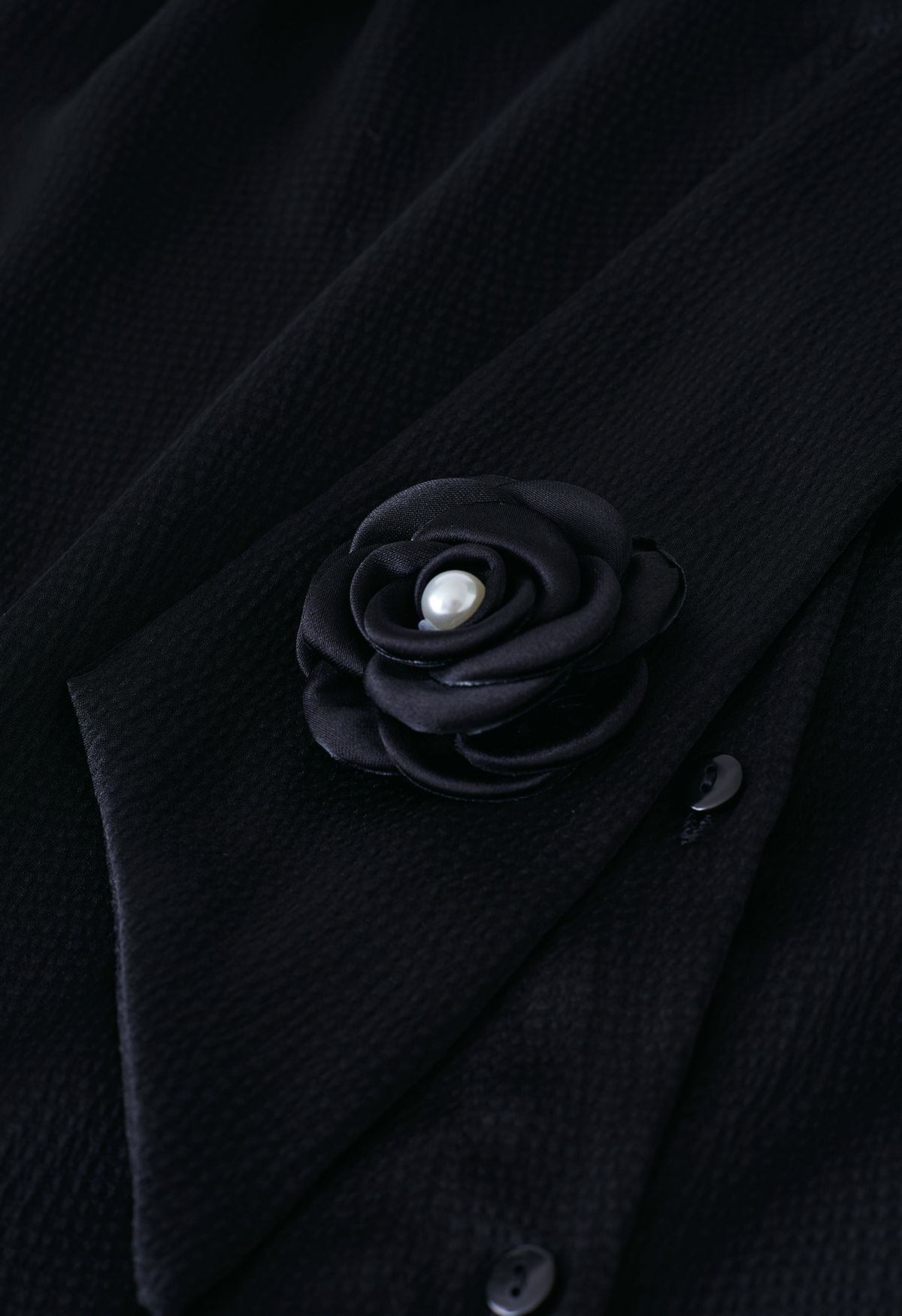 Rose Bowknot geprägtes Hemd in Schwarz