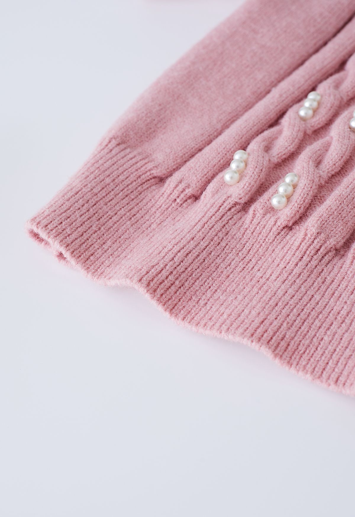 Perlenverziertes geflochtenes Strickoberteil in Pink