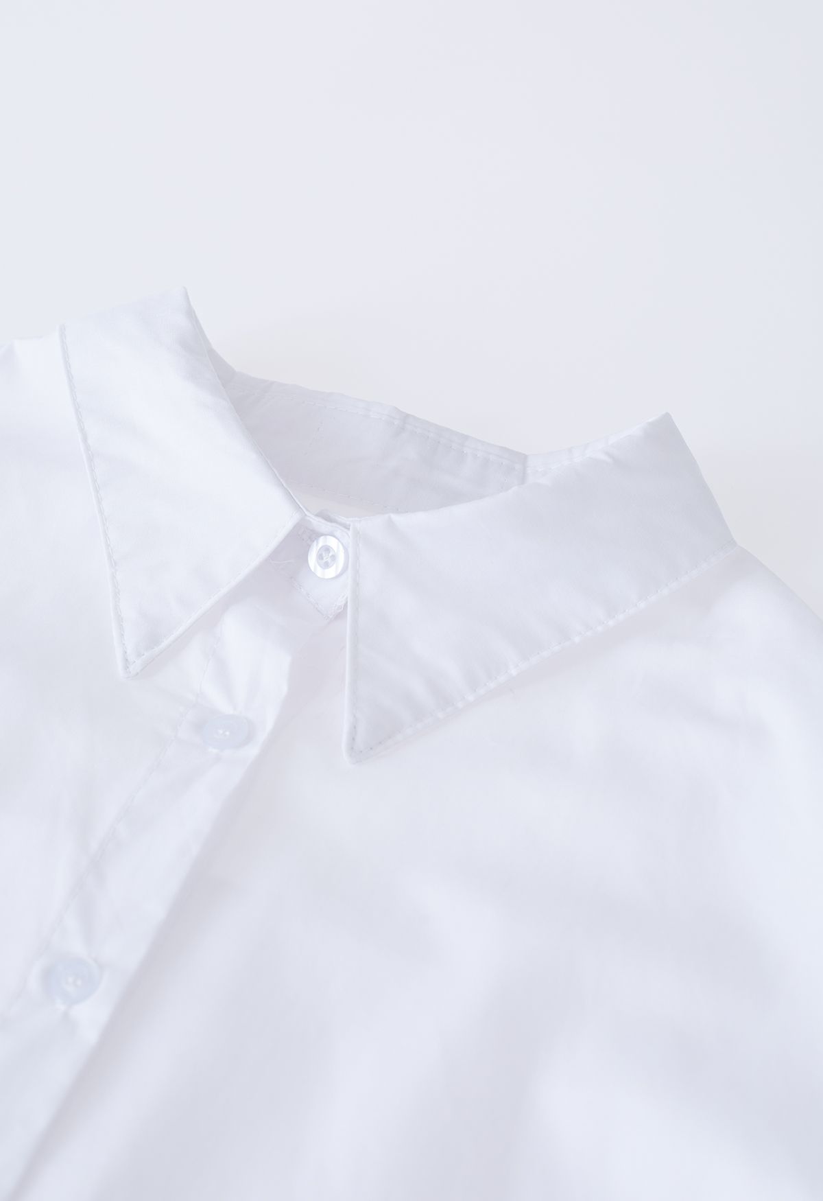 Spitzkragen Button-Down-Baumwollhemd in Weiß