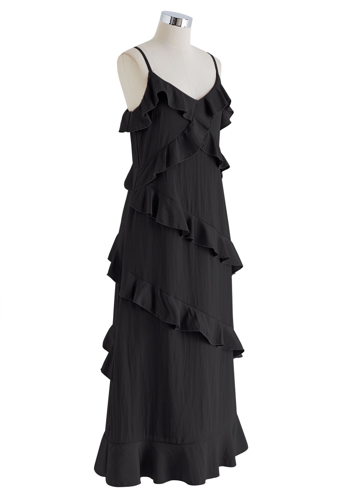 Gestuftes Cami-Kleid mit Rüschen und seitlichem Schlitz in Schwarz