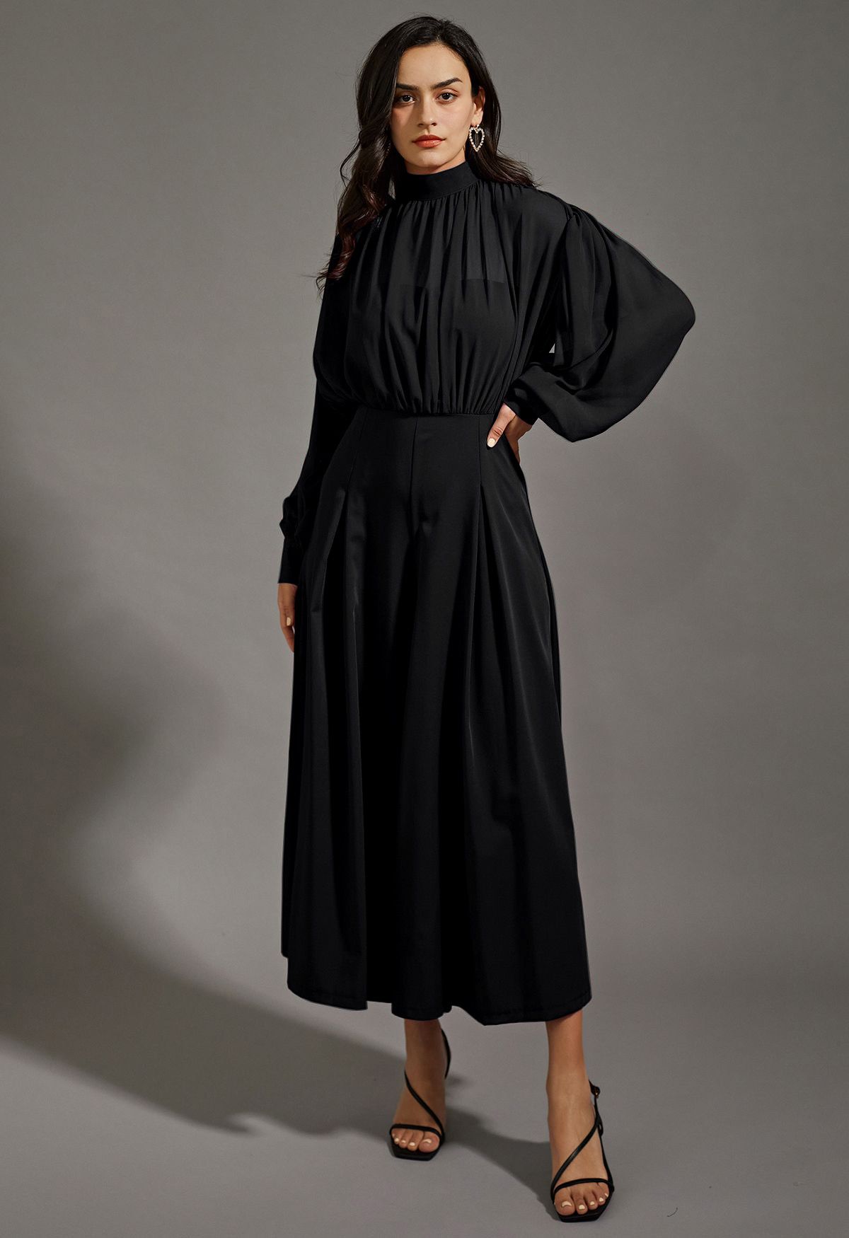 Transparenter, gespleißter, kurzer Jumpsuit mit weitem Bein in Schwarz