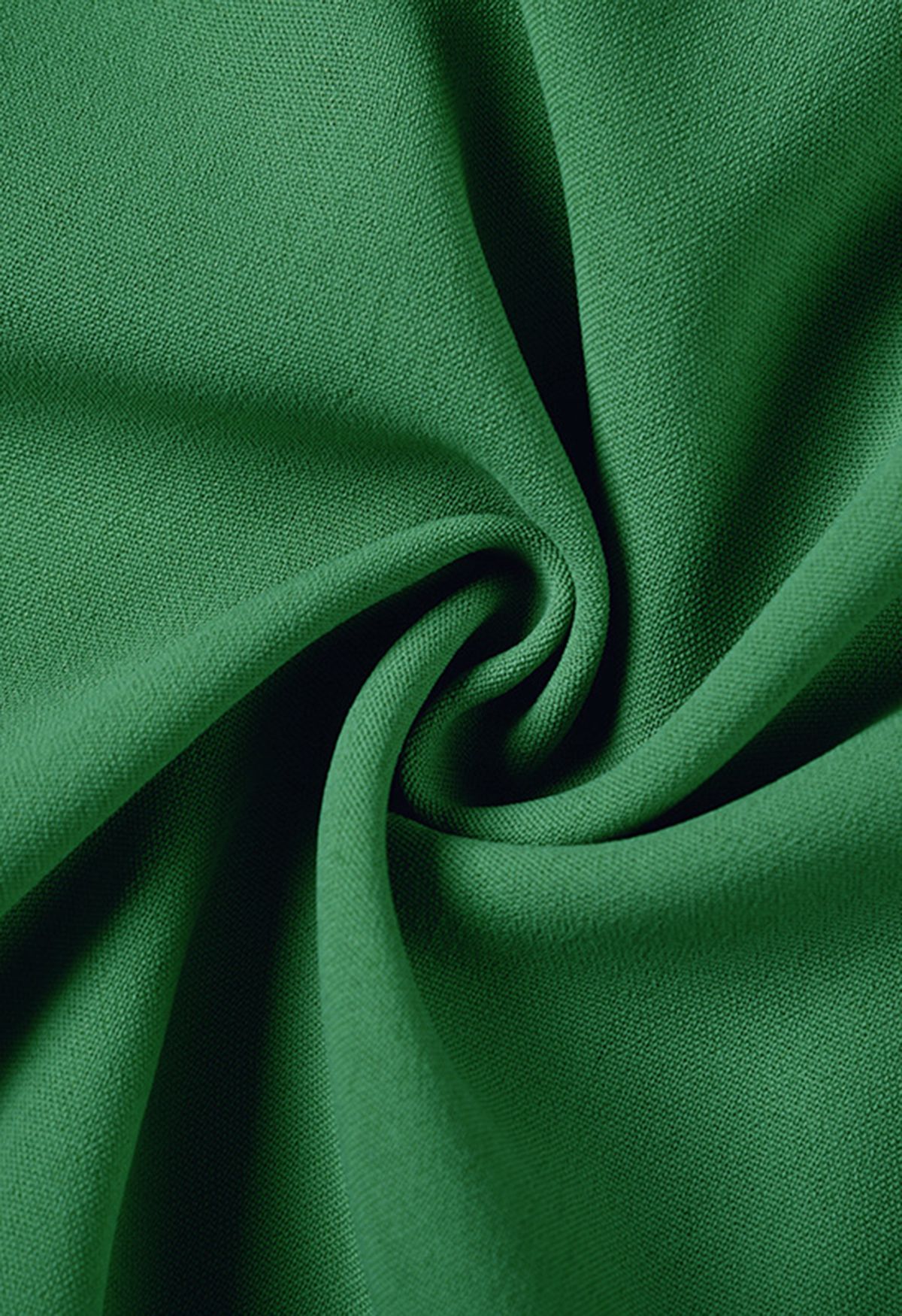 Neckholder-Plisseekleid mit Bindegürtel in Grün