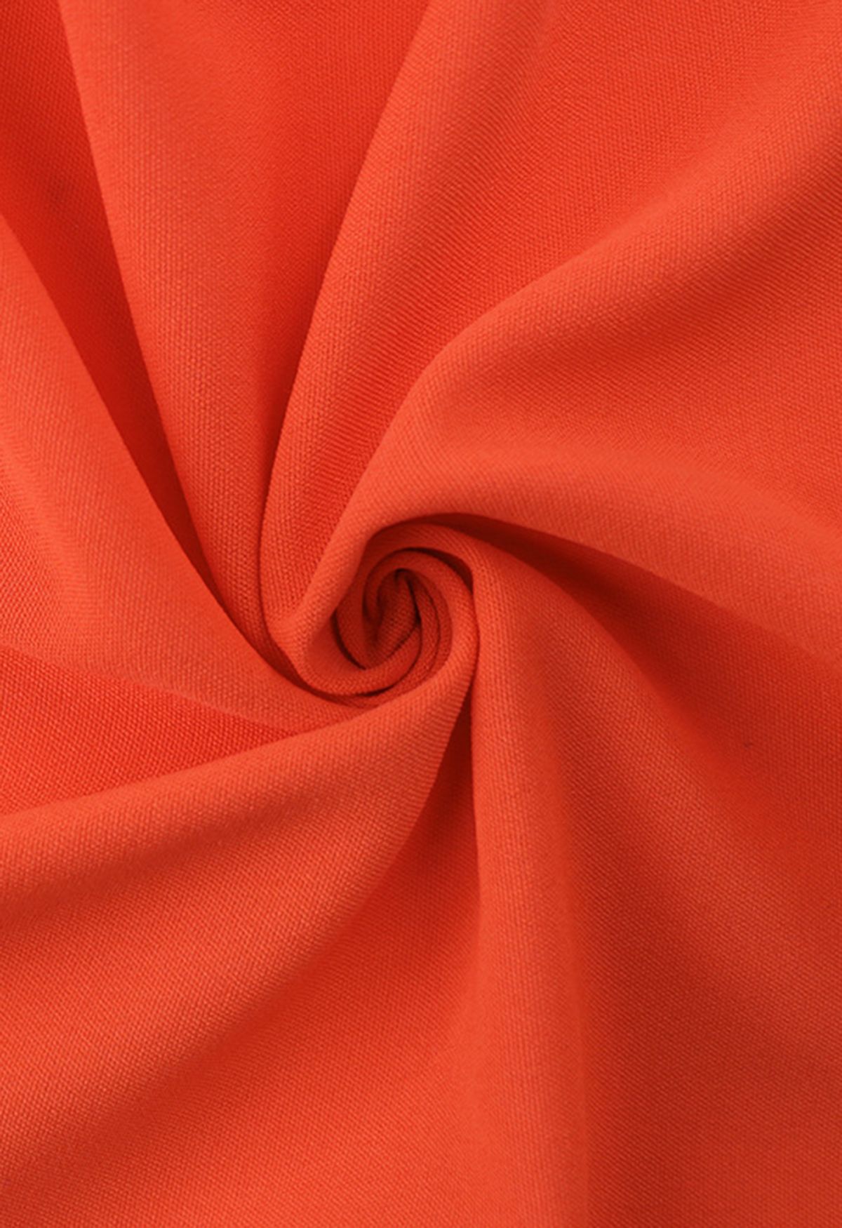 Gerafftes Cami-Maxikleid mit verdrehtem Ausschnitt in Orange