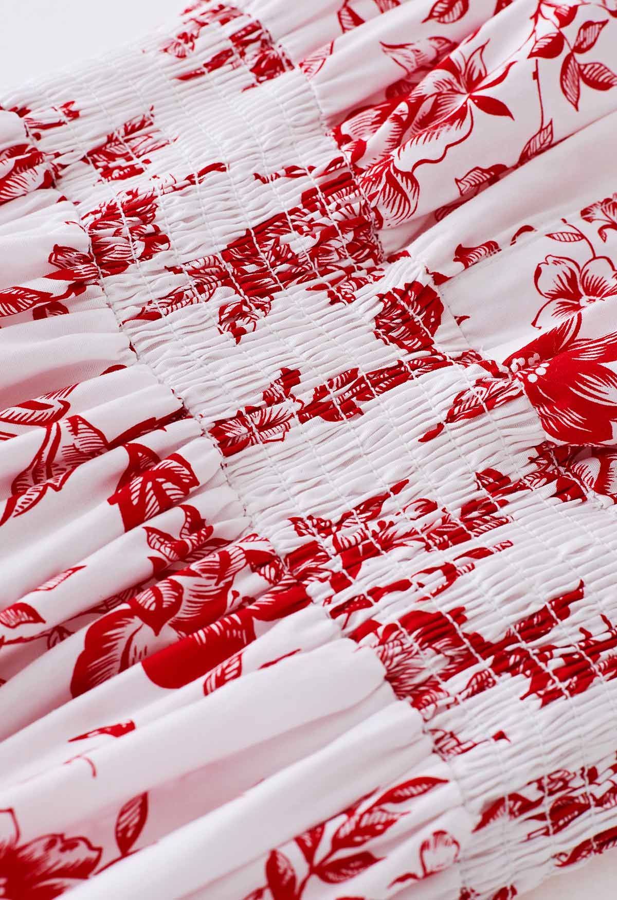 Überschwängliches Maxikleid mit rotem Blumendruck