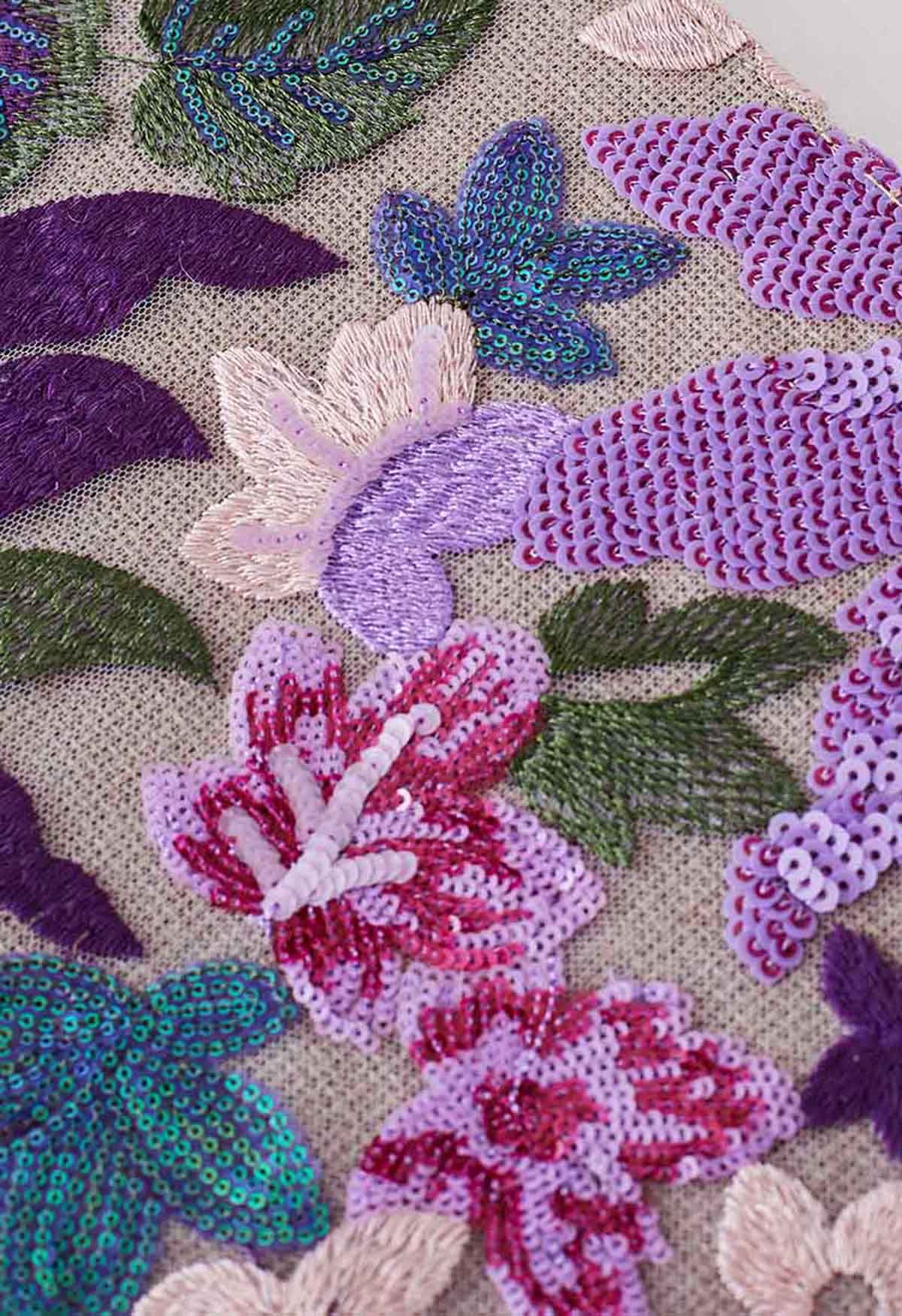 Einkaufstasche mit Bambusgriff und Pailletten-Blumenstickerei in Violett