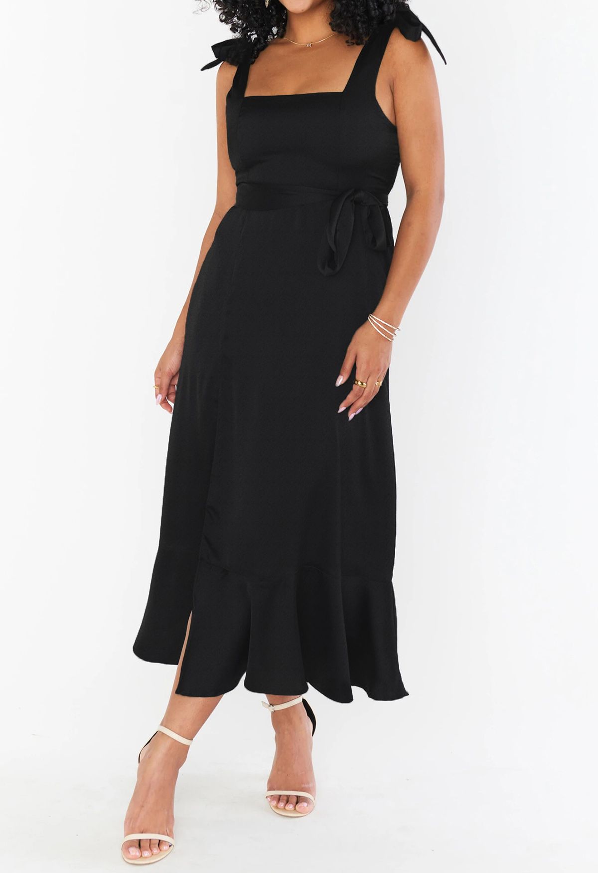 Cami-Kleid mit Rüschensaum und Schulterbindung in Schwarz