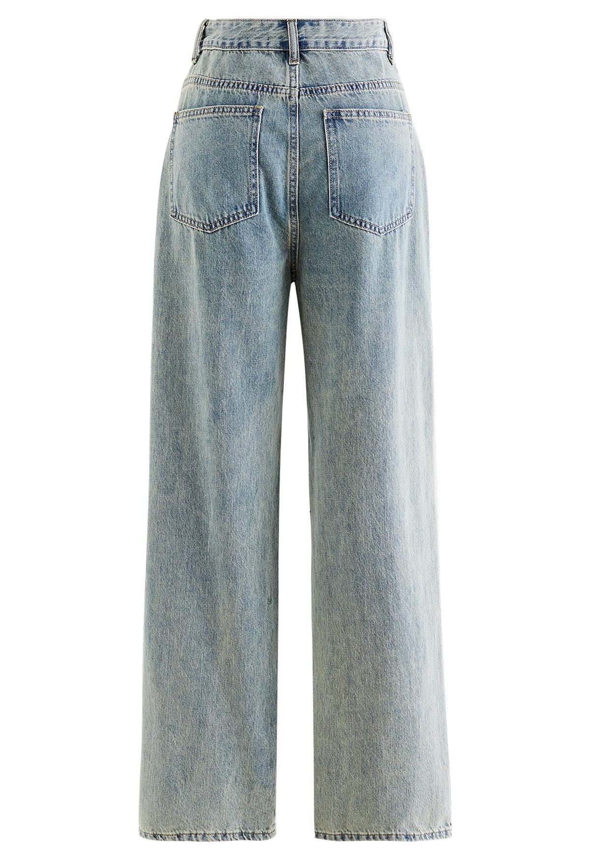 Einzigartige Jeans mit geradem Bein und ausgeschnittenen Taschen