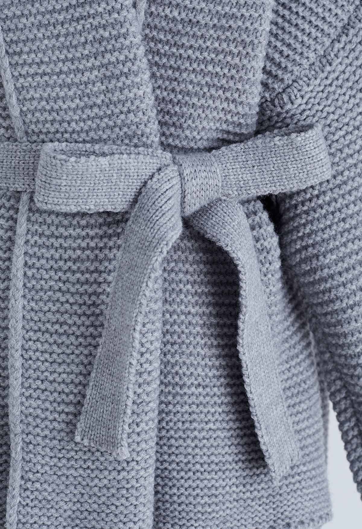 Selbstbindender Wickel-Cardigan mit Waffelmuster und Kragen in Grau