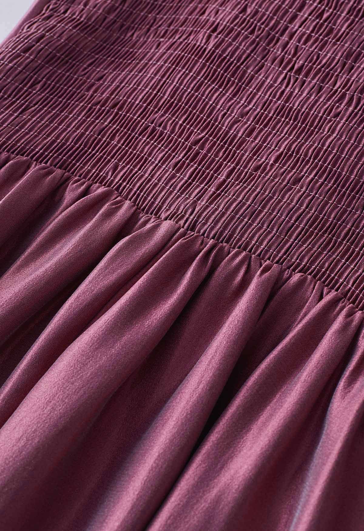 Glänzendes Cami-Kleid mit doppelten Schnüren in Violett