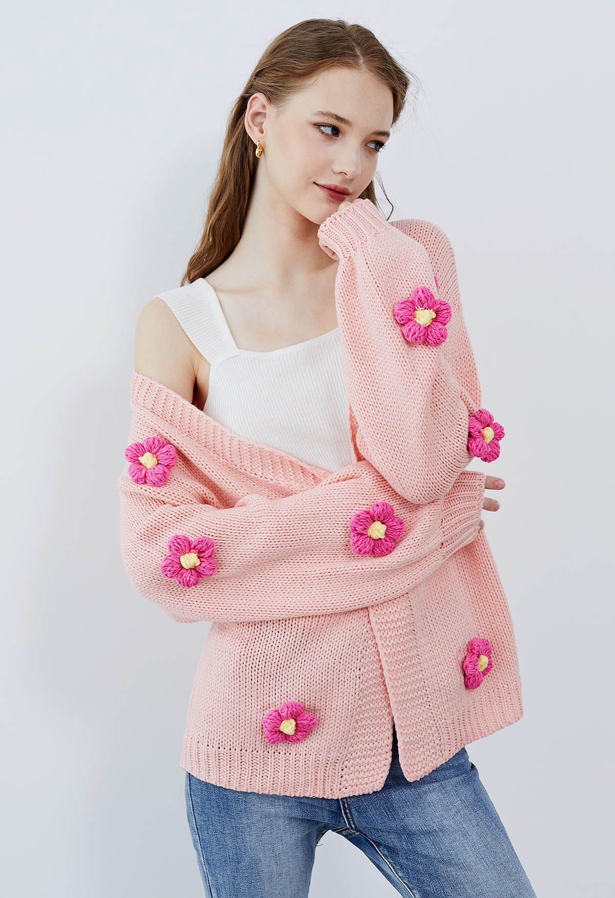 Strickjacke mit 3D-Stickerei und offener Vorderseite in Rosa