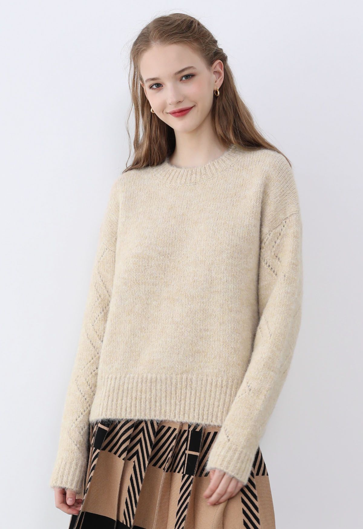 Kuscheliger Strickpullover mit Zickzackärmeln