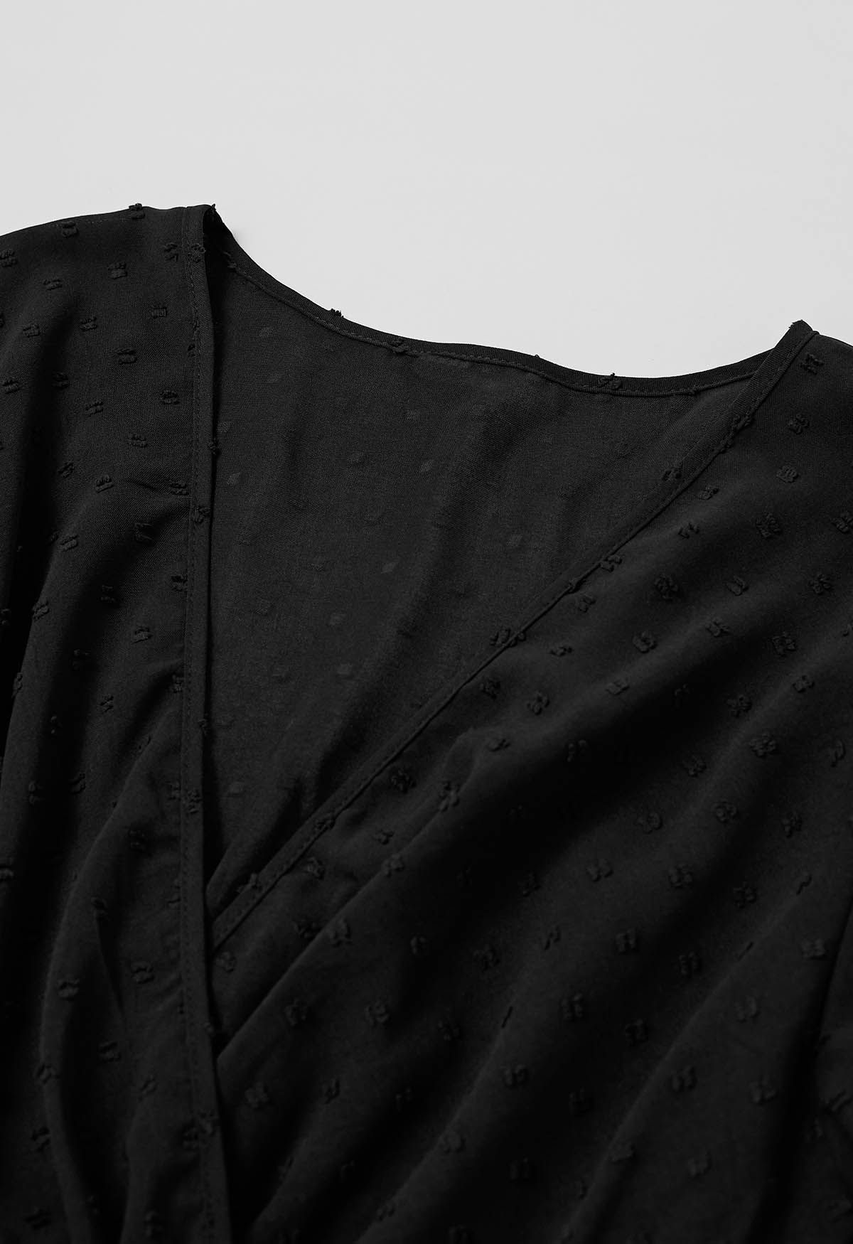 Kleid mit Flock Dot Jacquard und Faux-Wrap-Gürtel in Schwarz