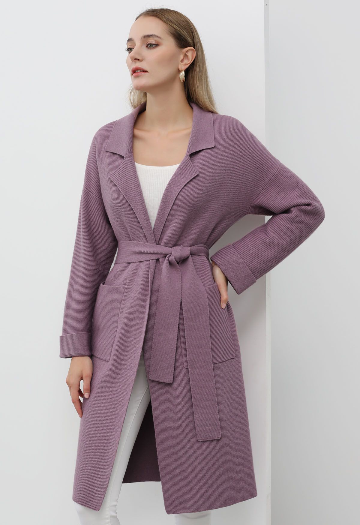 Lang geschnittener Strick-Cardigan mit Reverskragen und Gürtel in Mauve