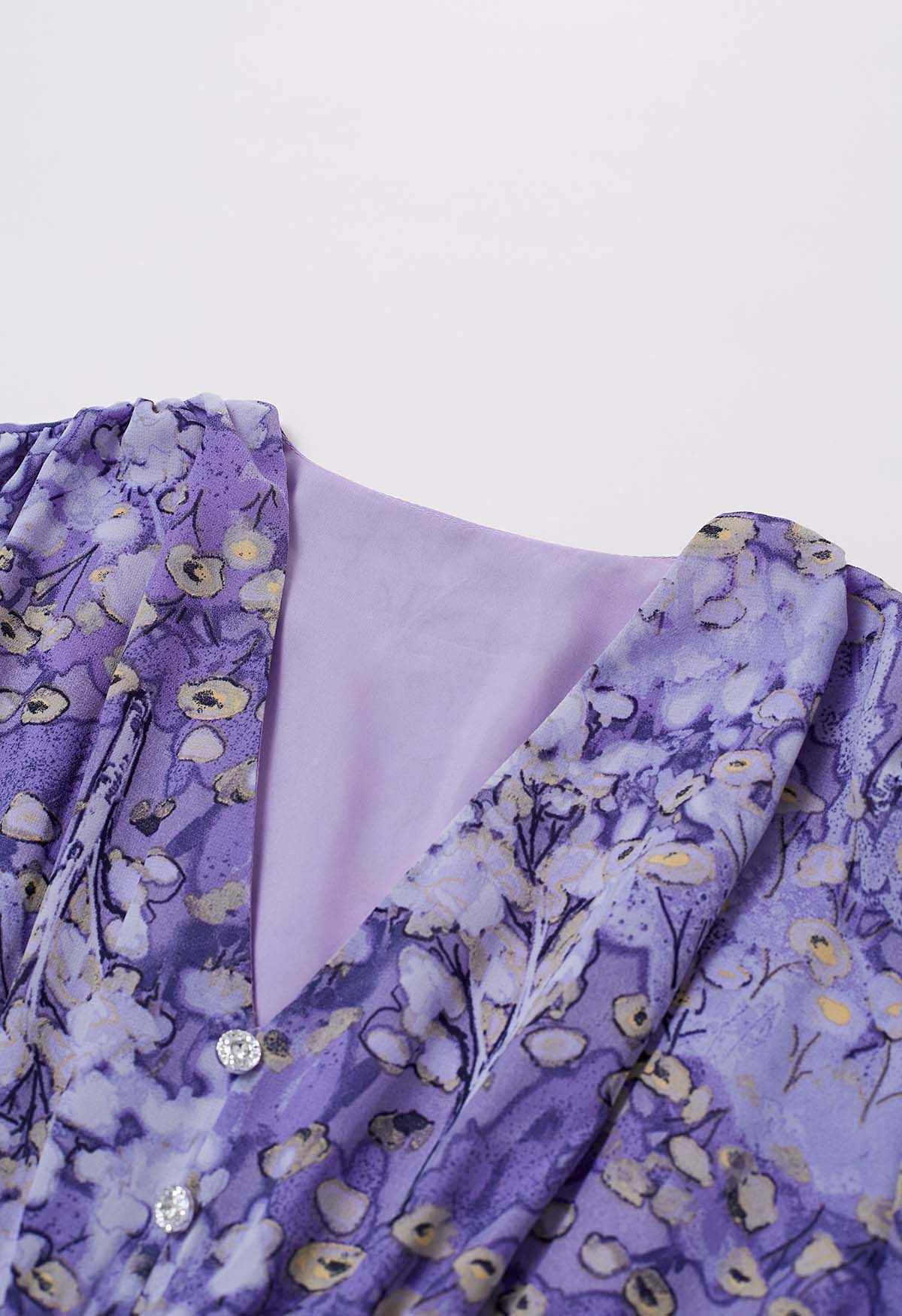 Zierliches Chiffon-Maxikleid mit Rüschen und Blümchenmuster in Lavendel