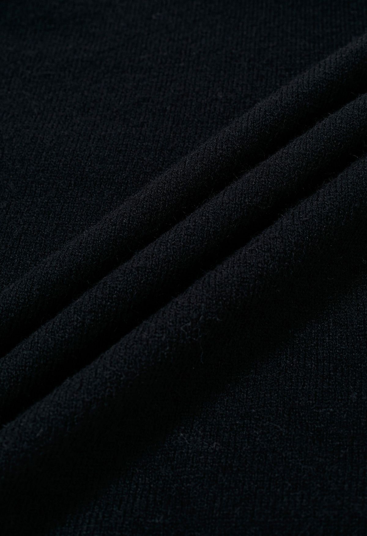 Strickpullover mit Schleife und schulterfreiem Schnitt in Schwarz