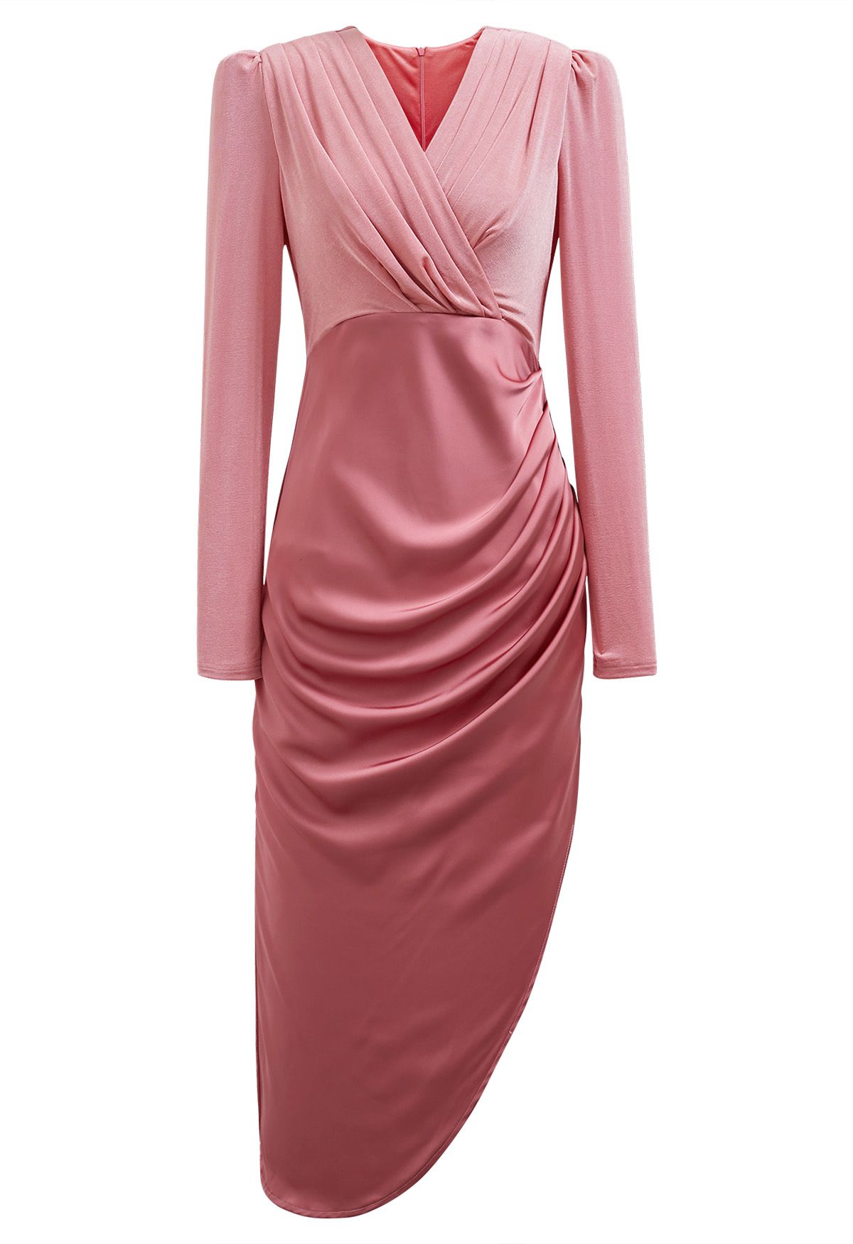 Samtkleid aus gespleißtem Satin mit asymmetrischem Saum in Koralle