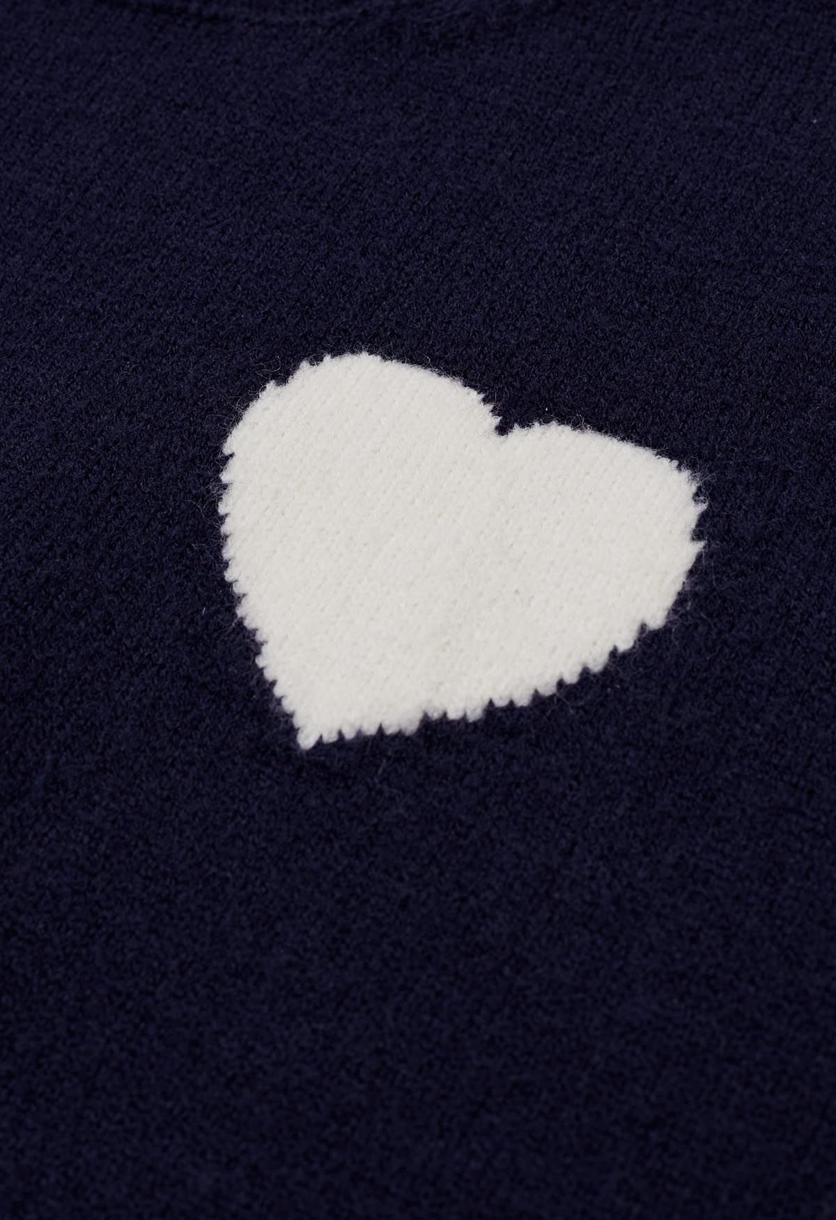 Kuscheliger Sweet Heart-Strickpullover in Marineblau