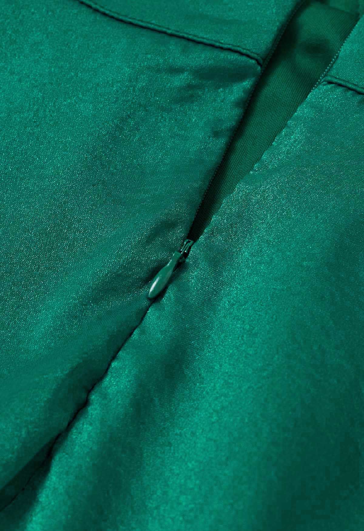 Tief ausgeschnittenes Skaterkleid mit Pailletten in Smaragdgrün