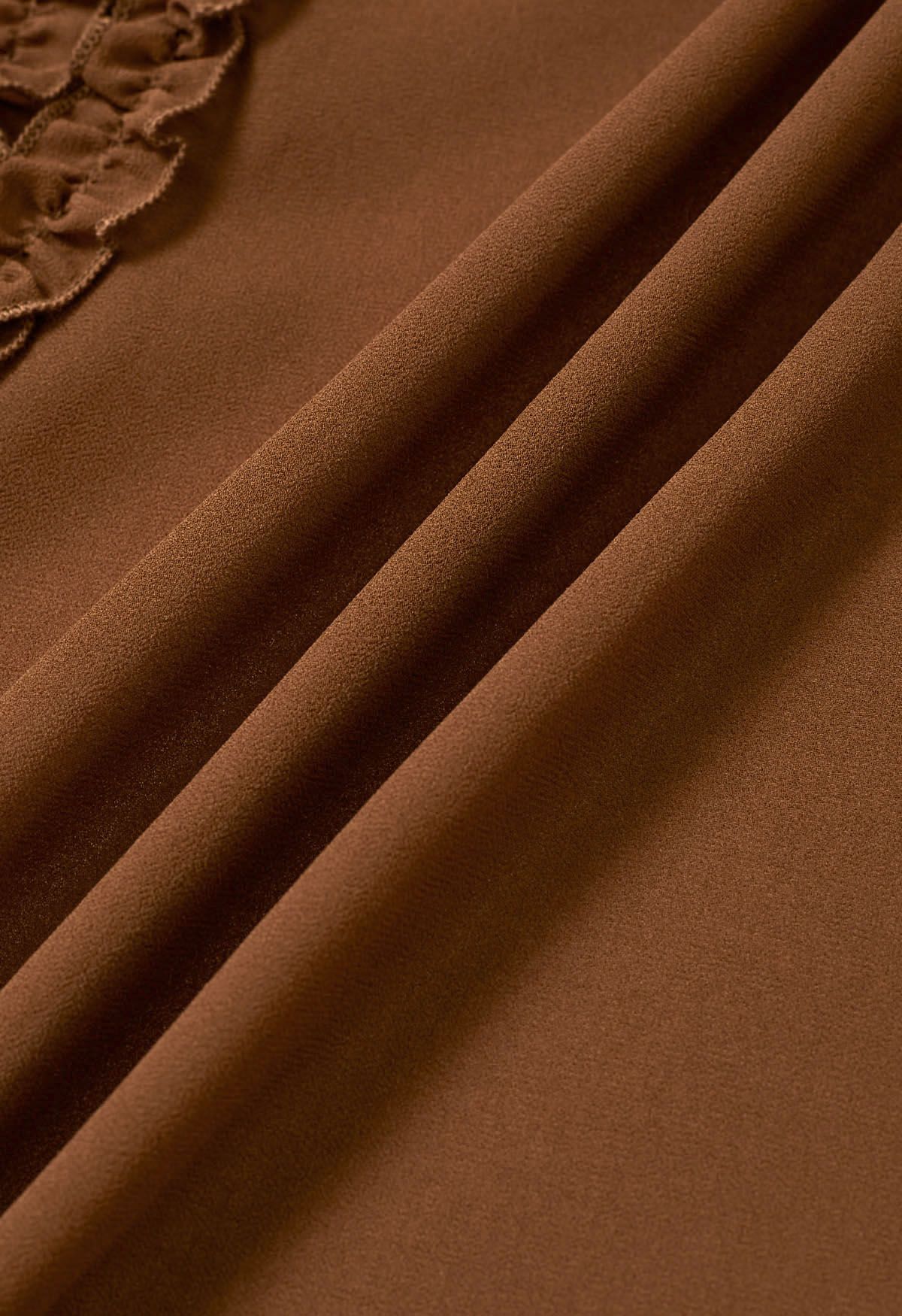 Rüschenverziertes Chiffon-Oberteil mit Blasenärmeln in Karamell