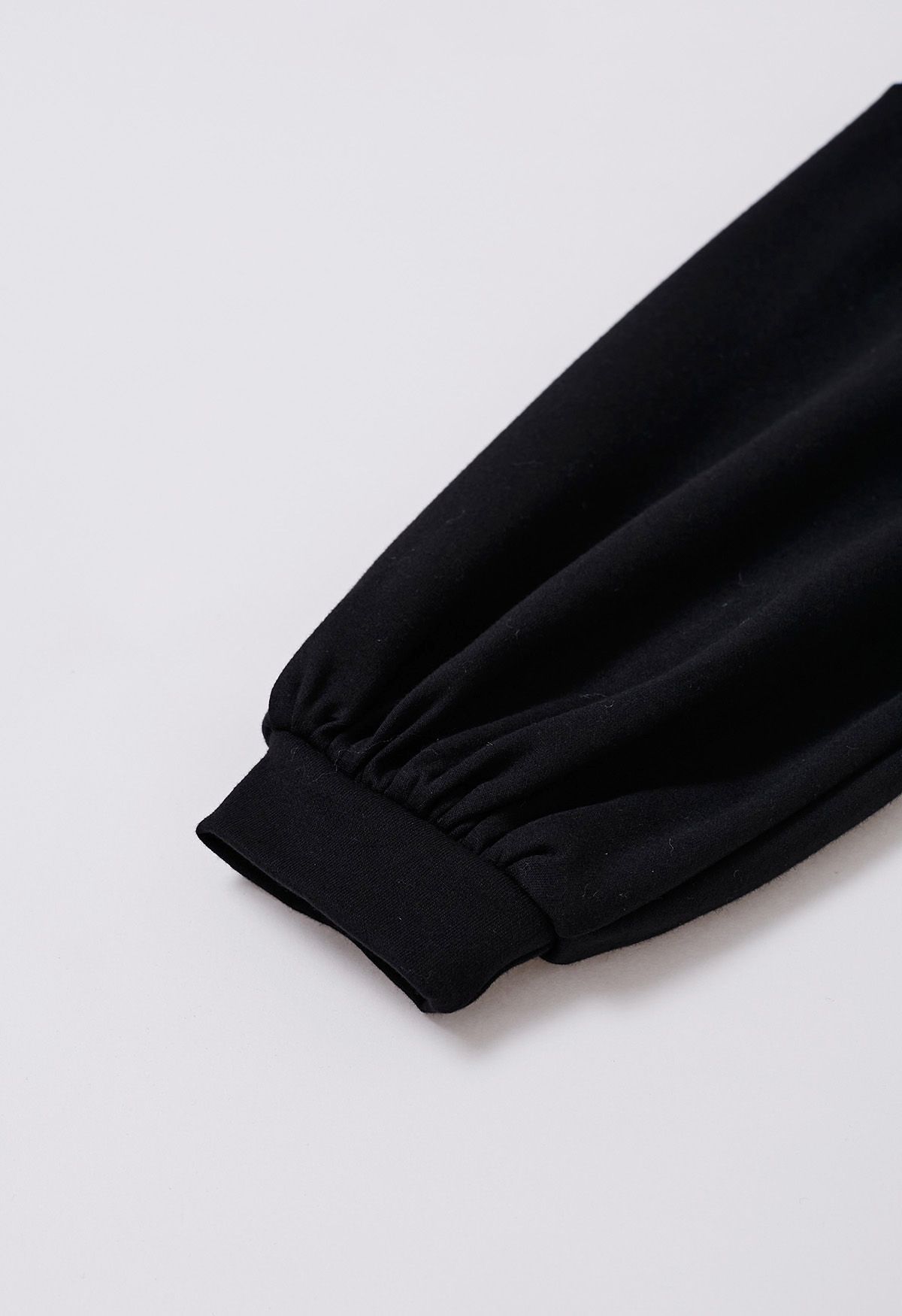 Baumwoll-Sweatshirt mit Schleife hinten in Schwarz