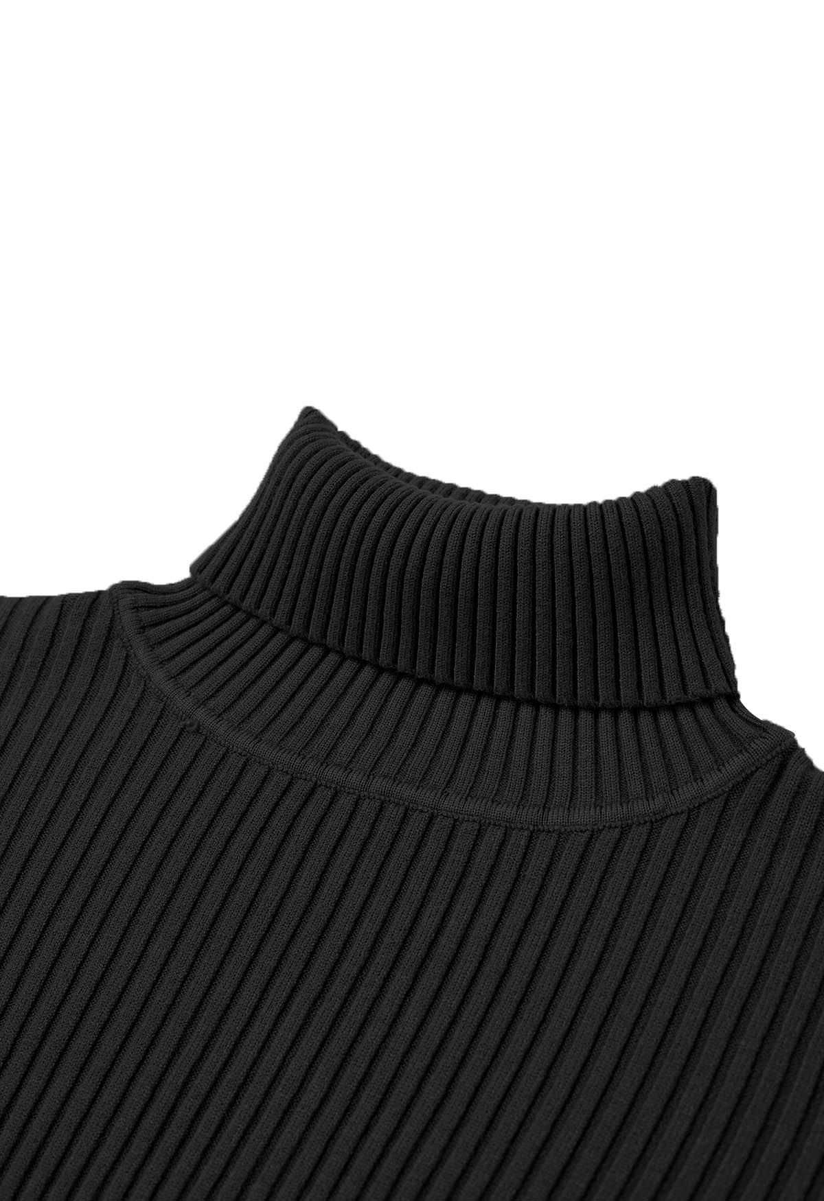 Vielseitiger Rollkragen-Rippstrickpullover in Schwarz