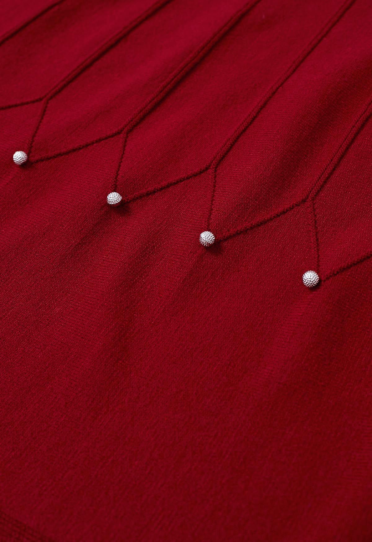 Strick-Midirock mit silbernen Perlen und Nahtverzierung in Rot