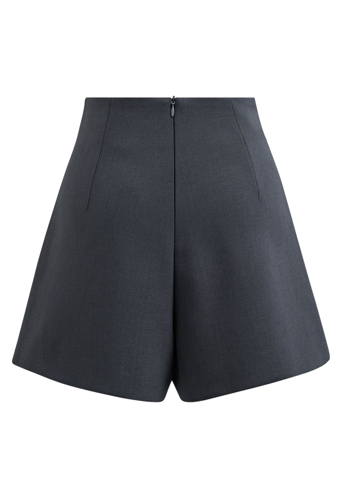 Shorts mit hoher Taille und Knopfverzierung in Grau