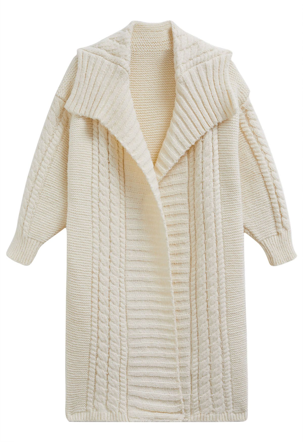 Langer Zopfstrick-Cardigan mit Klappkragen in Creme