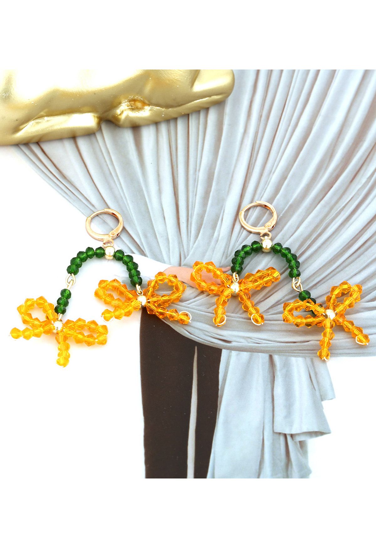 Ohrringe mit Perlen und Schleife im Vacay-Stil