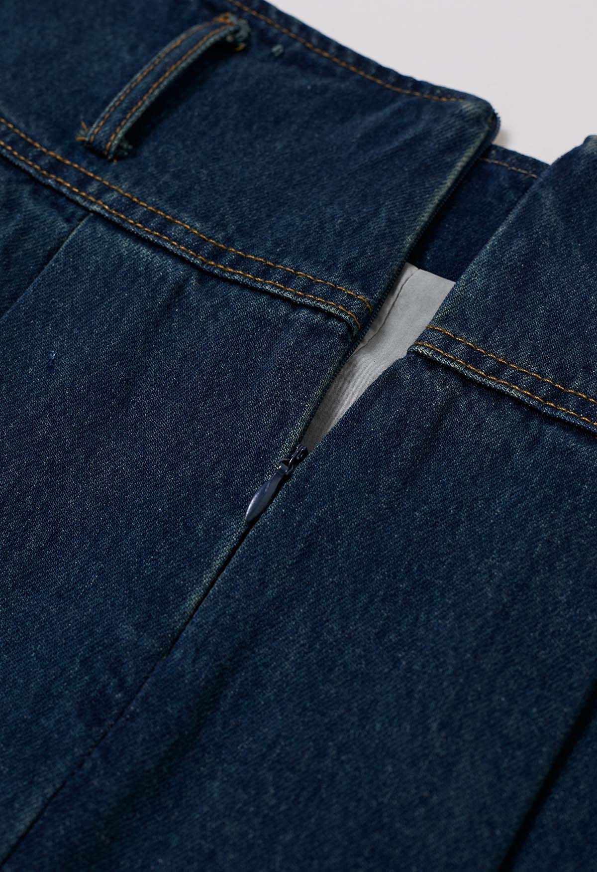 Klassischer Falten-Jeans-Minirock mit Gürtel in Blau