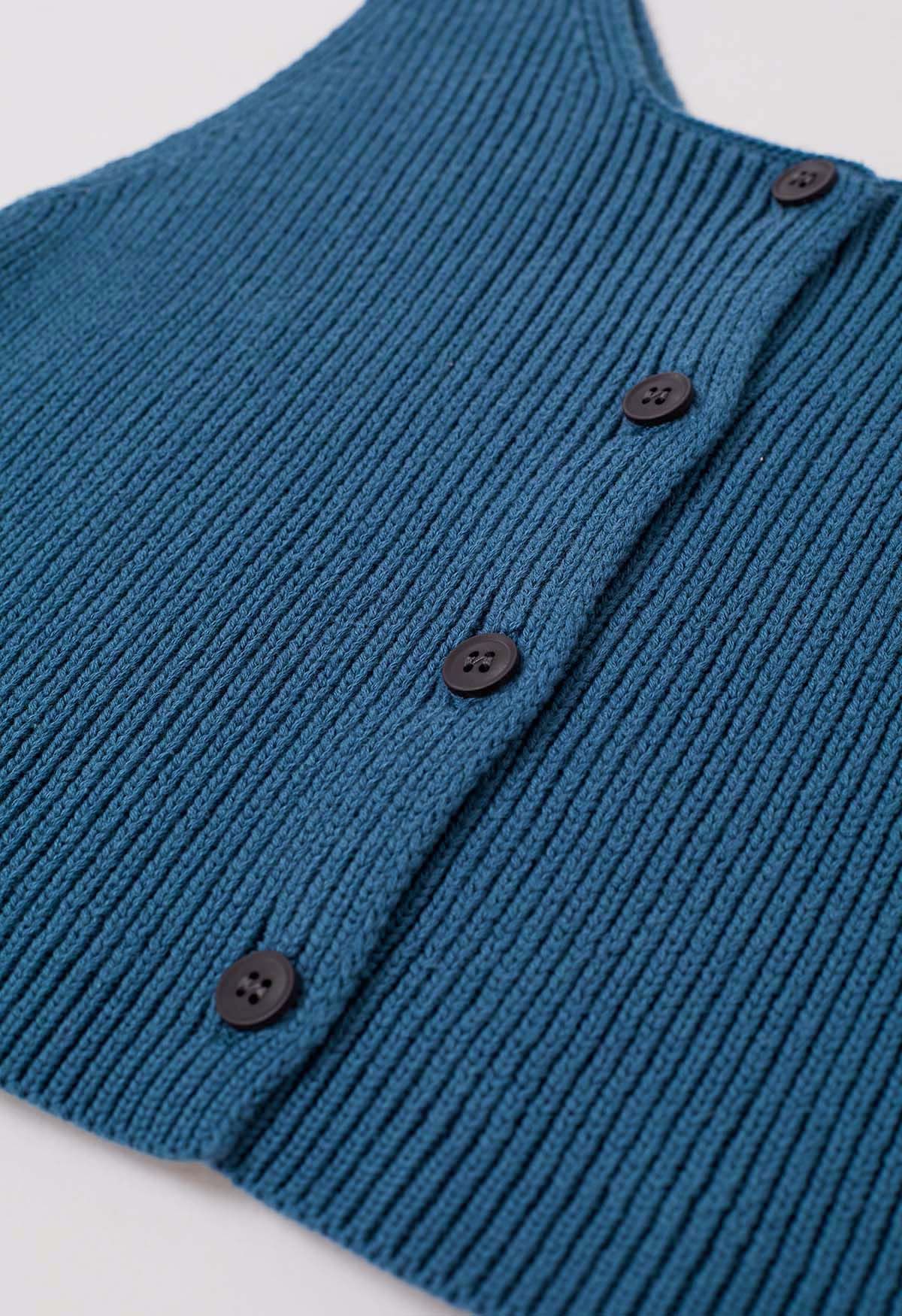 Ärmelloses Crop-Top aus Strick mit Knopfleiste in Blaugrün